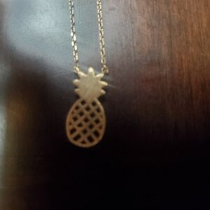 Gold Pineapple Necklace 16"